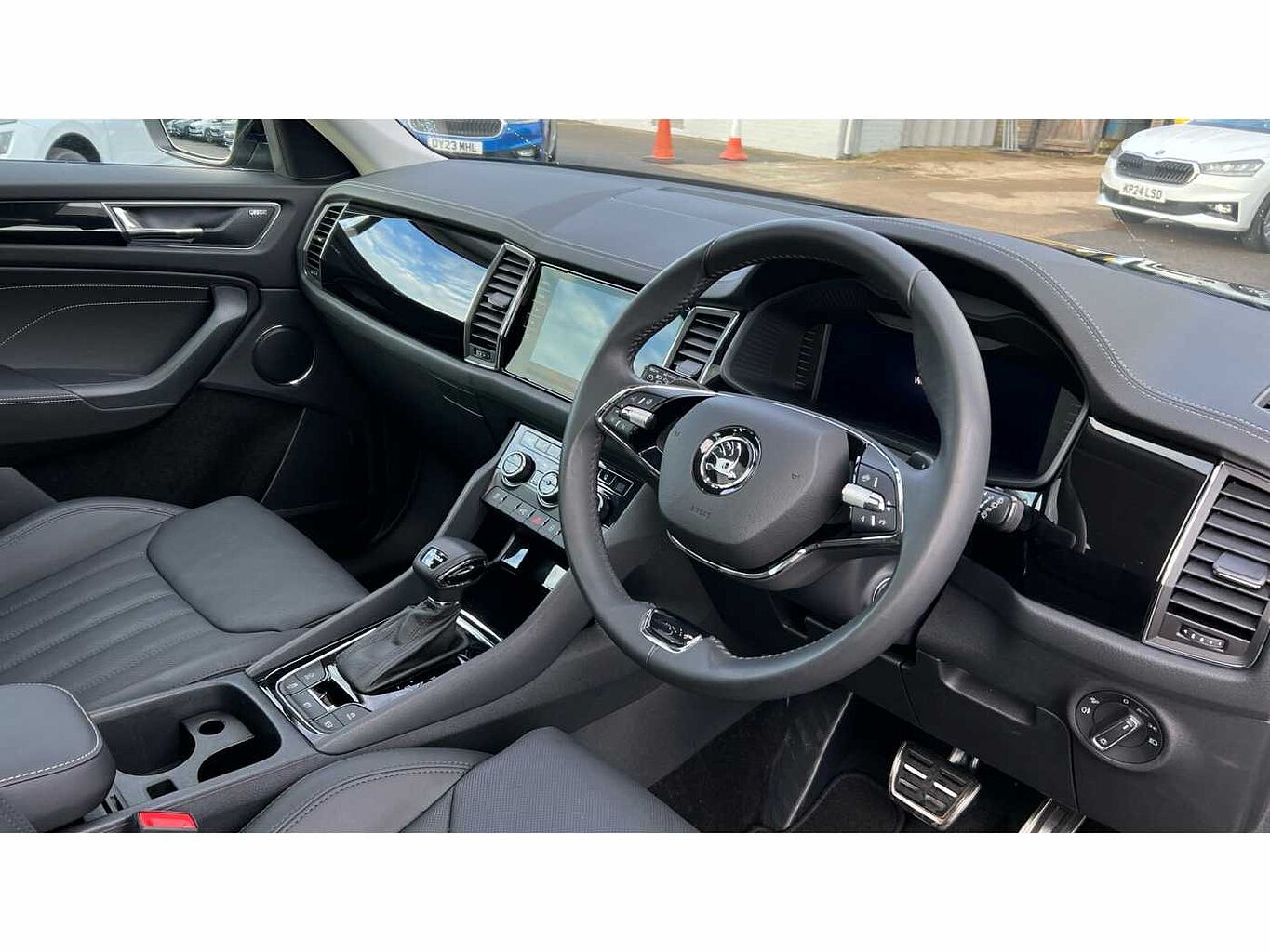 SKODA KODIAQ ŠKODA  Diesel Estate 2.0 TDI 200 Laurin + Klement 4X4 5dr DSG [7 Seat]