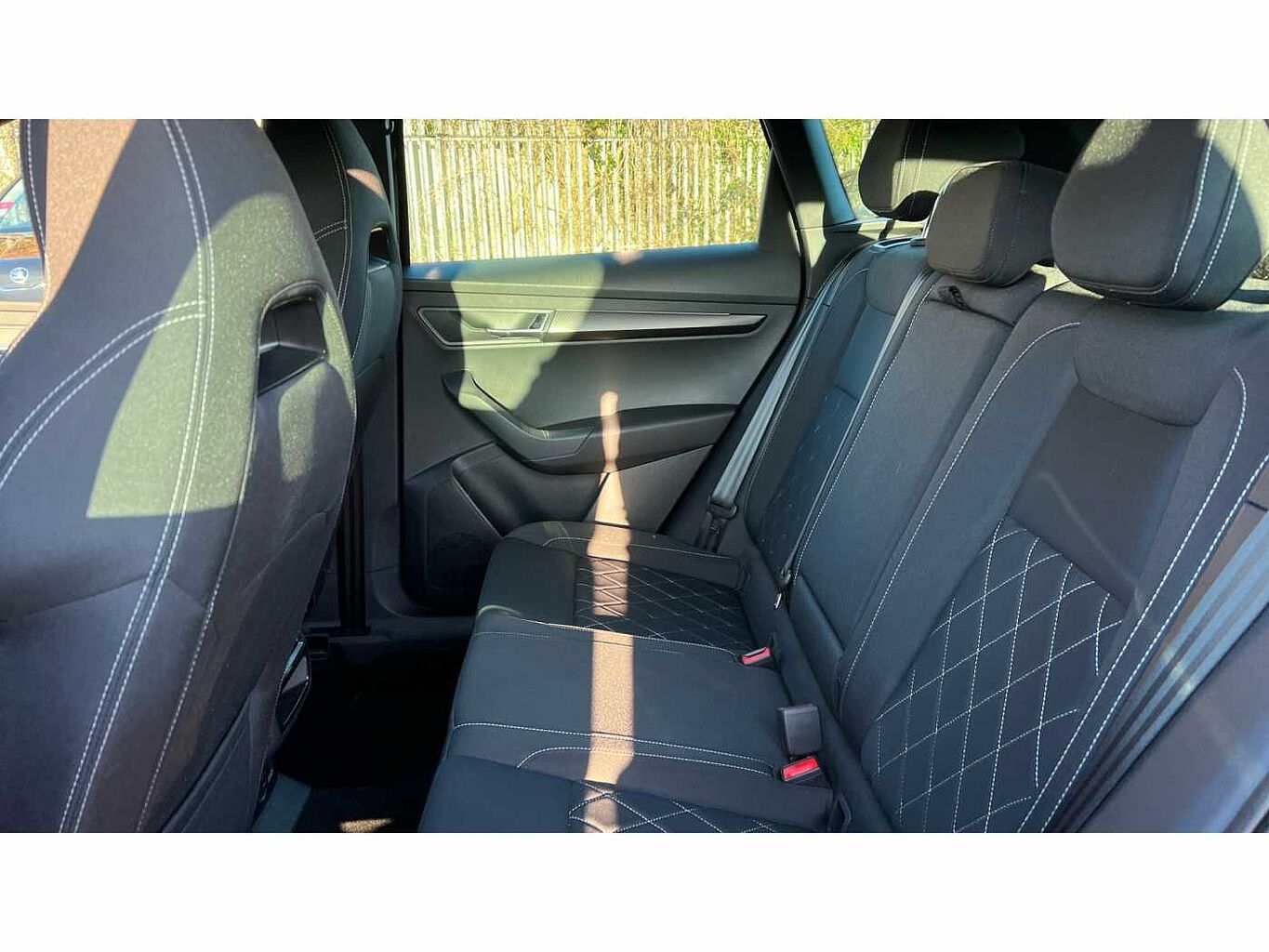 SKODA KAROQ 1.5 TSI Sportline 5dr