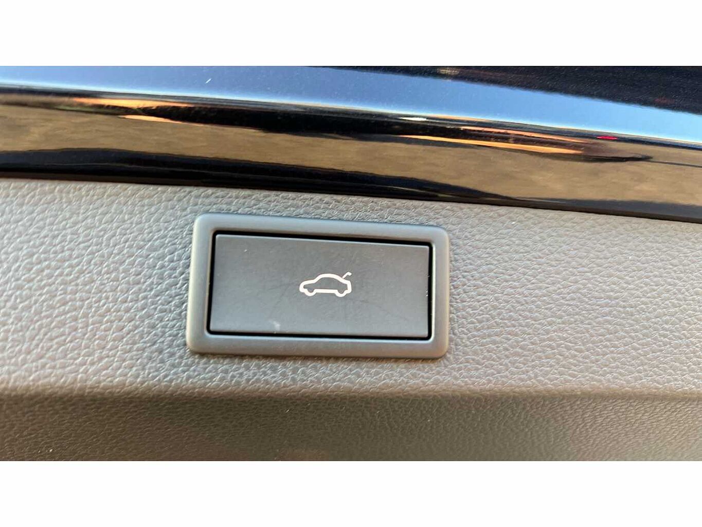 SKODA KAROQ 1.5 TSI Sportline 5dr