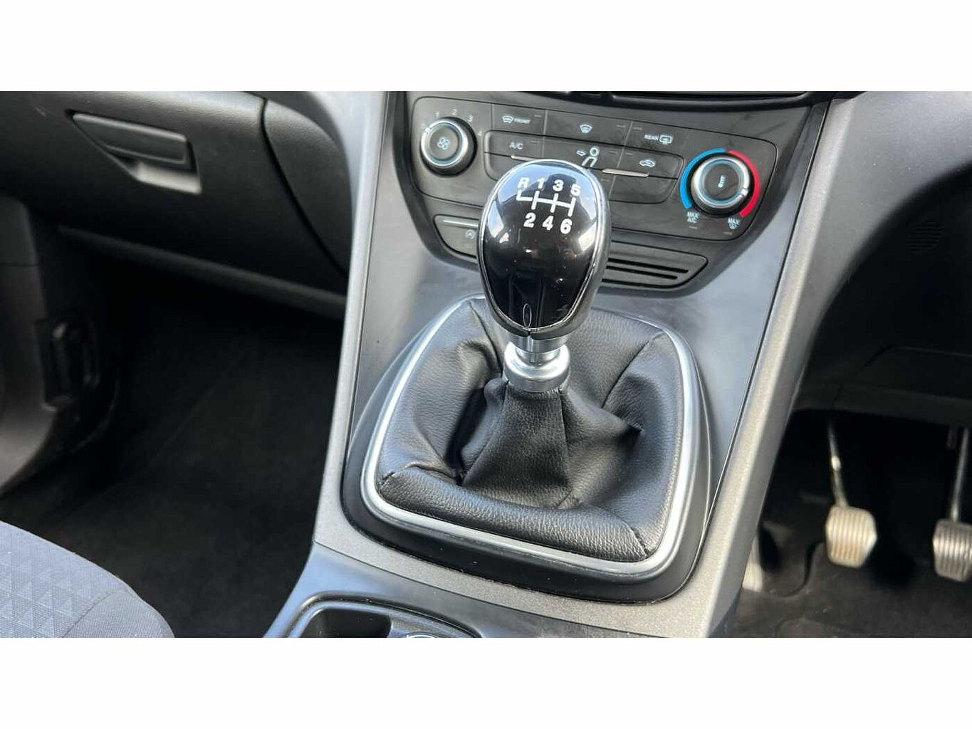 Ford C-MAX 1.5 TDCi (120ps) Zetec MPV