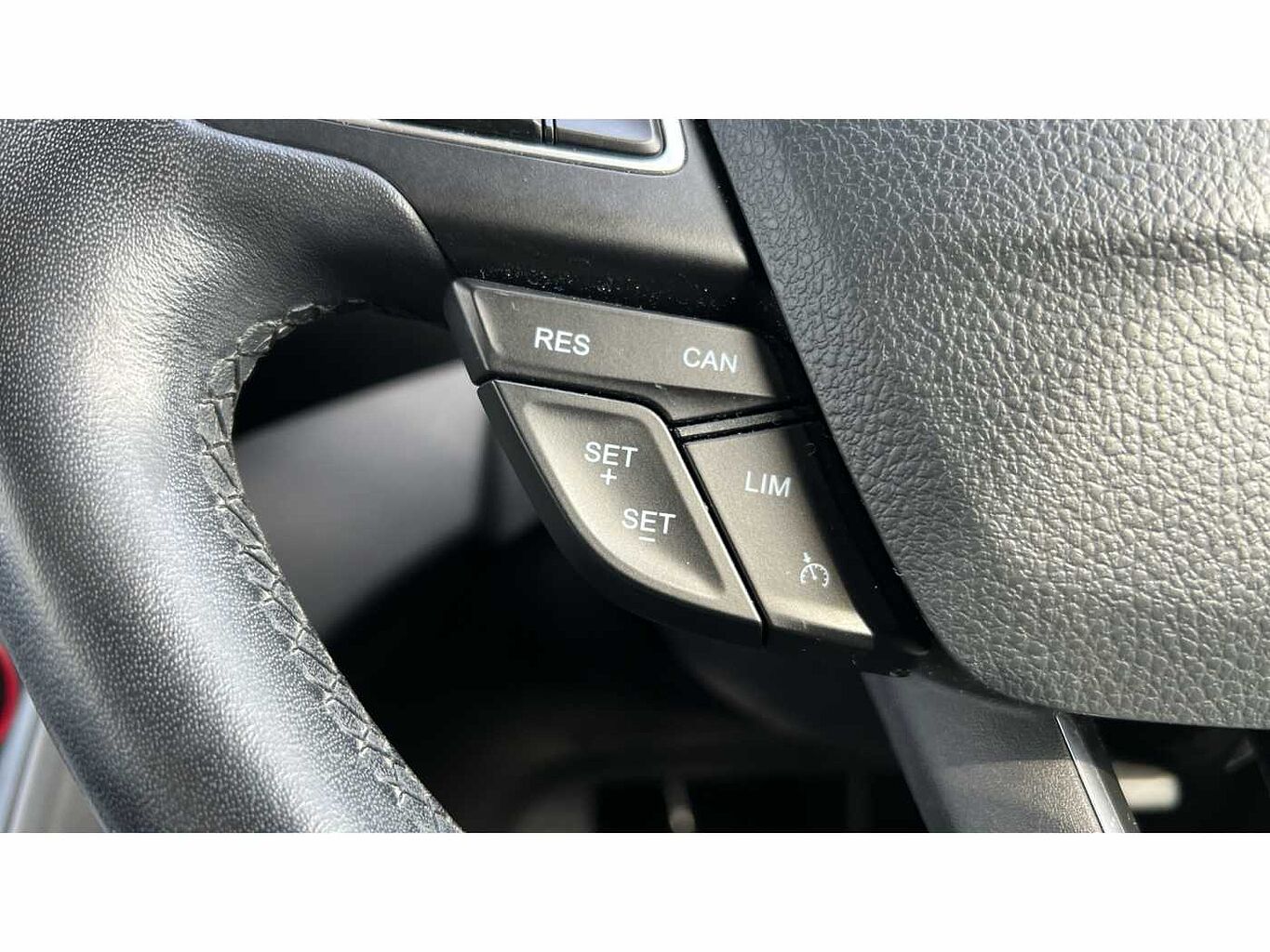 Ford C-MAX 1.5 TDCi (120ps) Zetec MPV