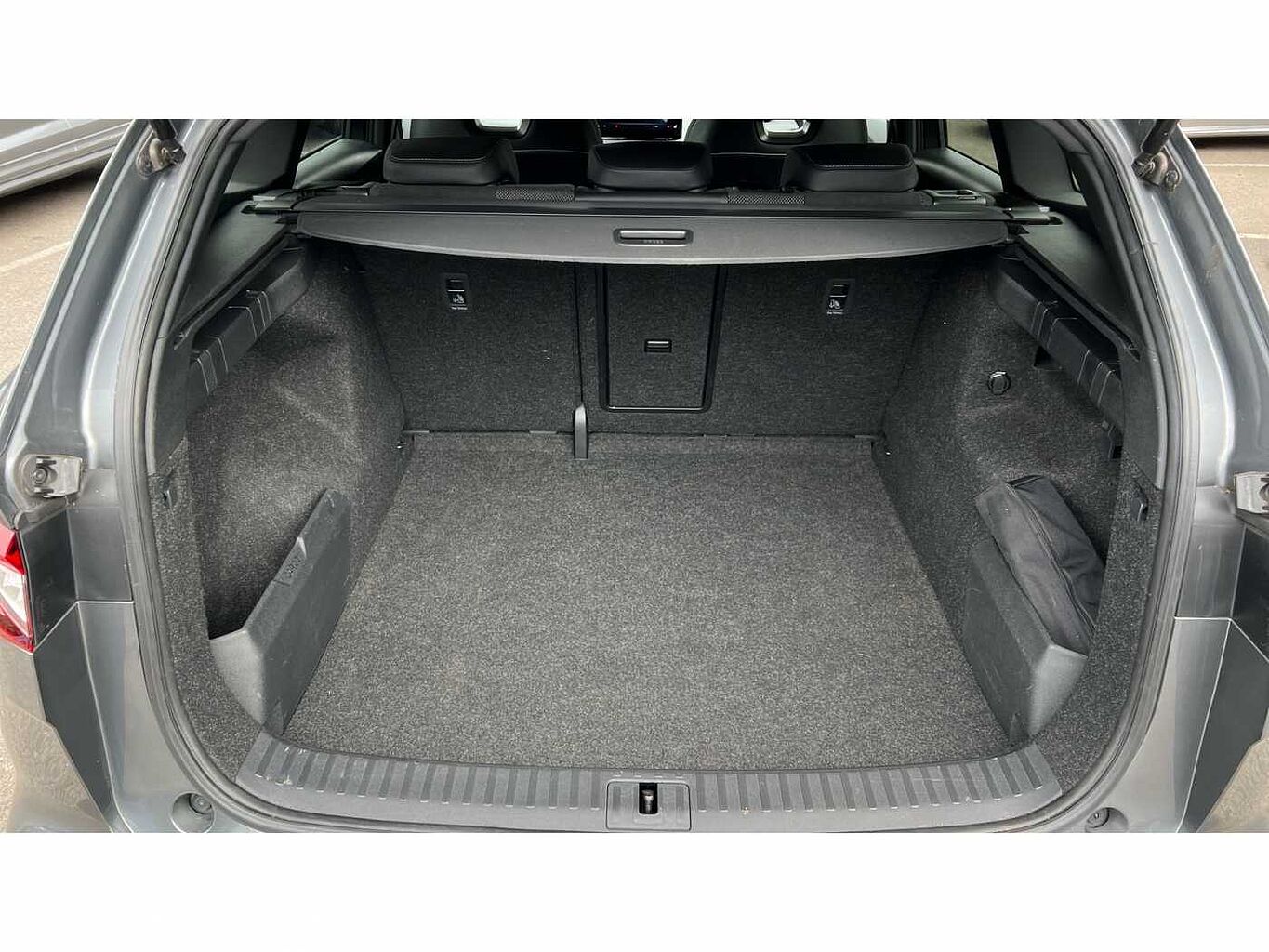 SKODA Enyaq iV 80 82 kWh 150 kW Sportline