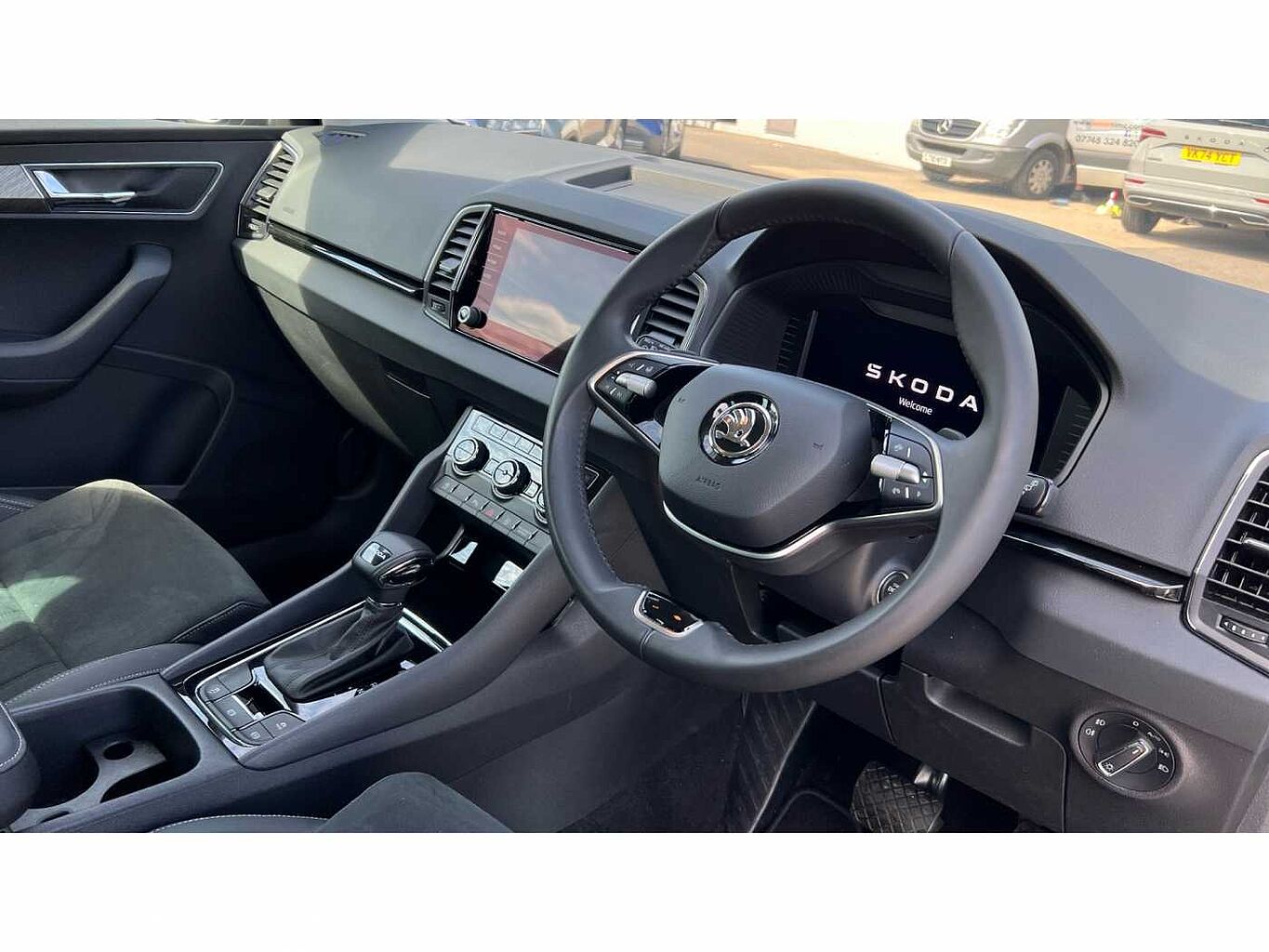 SKODA KAROQ 1.5 TSI SE L Edition 5dr DSG