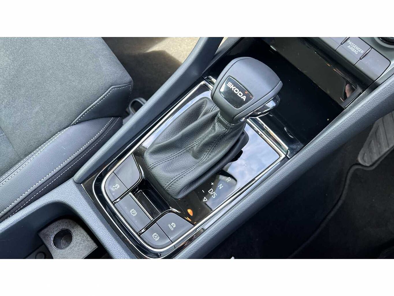 SKODA KAROQ 1.5 TSI SE L Edition 5dr DSG
