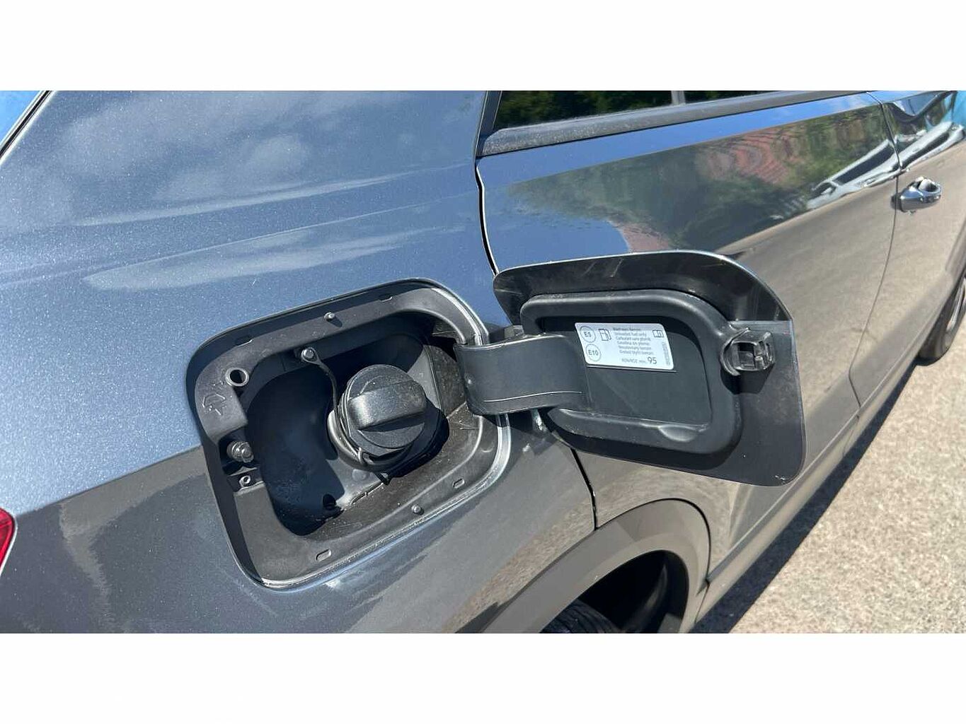 Volkswagen T-ROC 2017 1.0 TSI Active 110PS