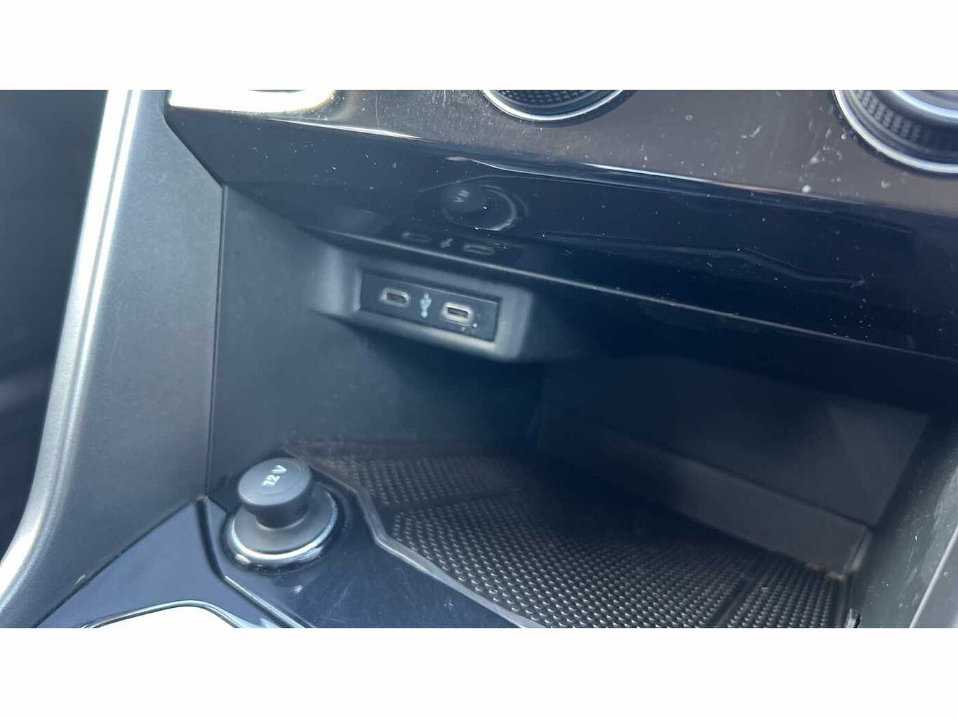 Volkswagen T-ROC 2017 1.0 TSI Active 110PS