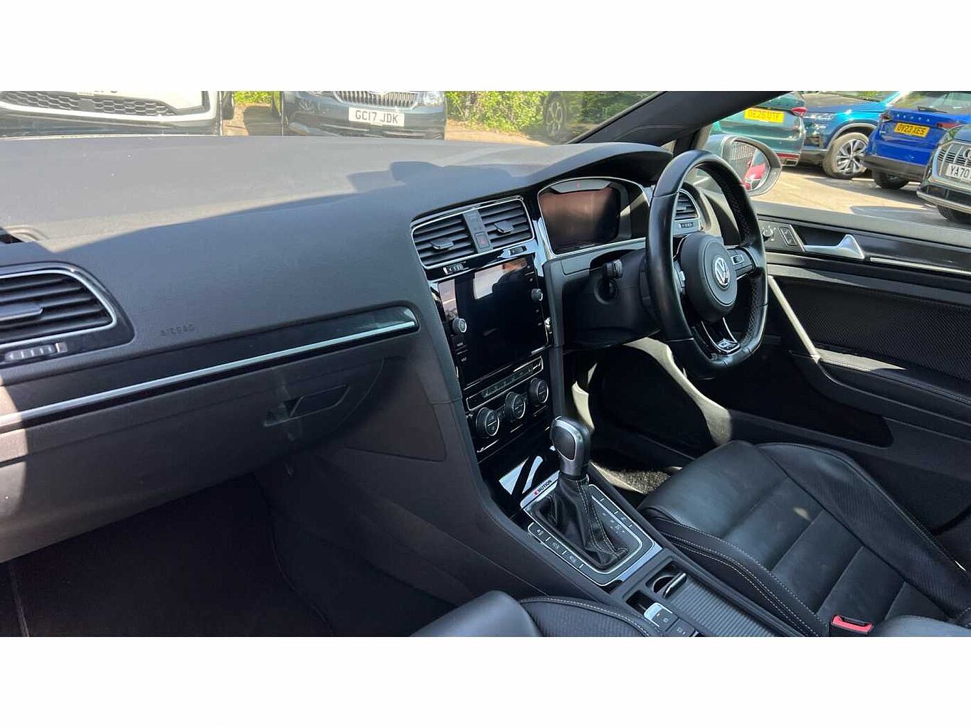 Volkswagen Golf MK7 Facelift 2.0 TSI R 4MOTION 300PS DSG