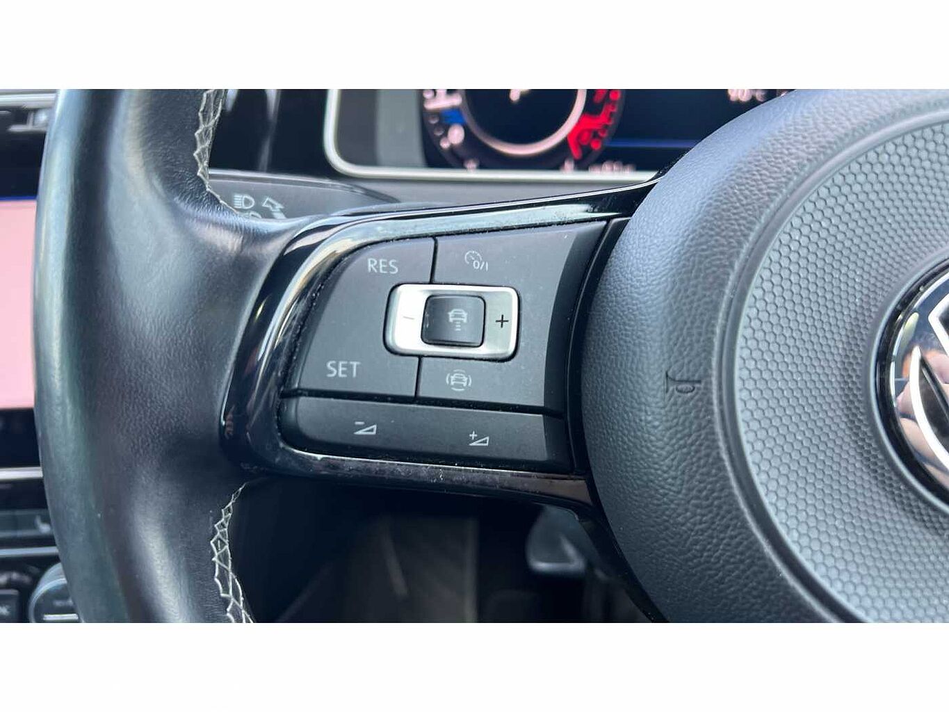 Volkswagen Golf MK7 Facelift 2.0 TSI R 4MOTION 300PS DSG