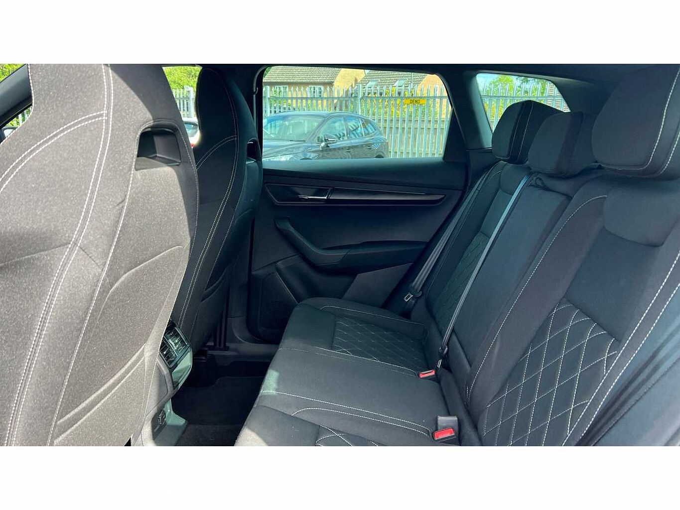 SKODA Karoq SUV 1.5 TSI (150ps) SportLine ACT
