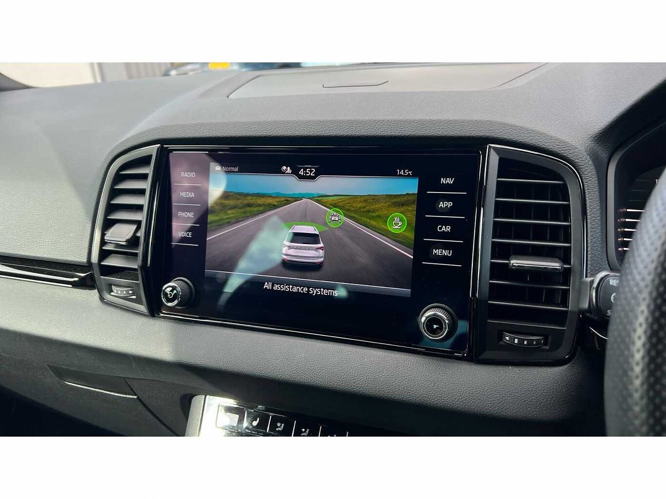 SKODA Karoq SUV 1.5 TSI (150ps) SportLine ACT