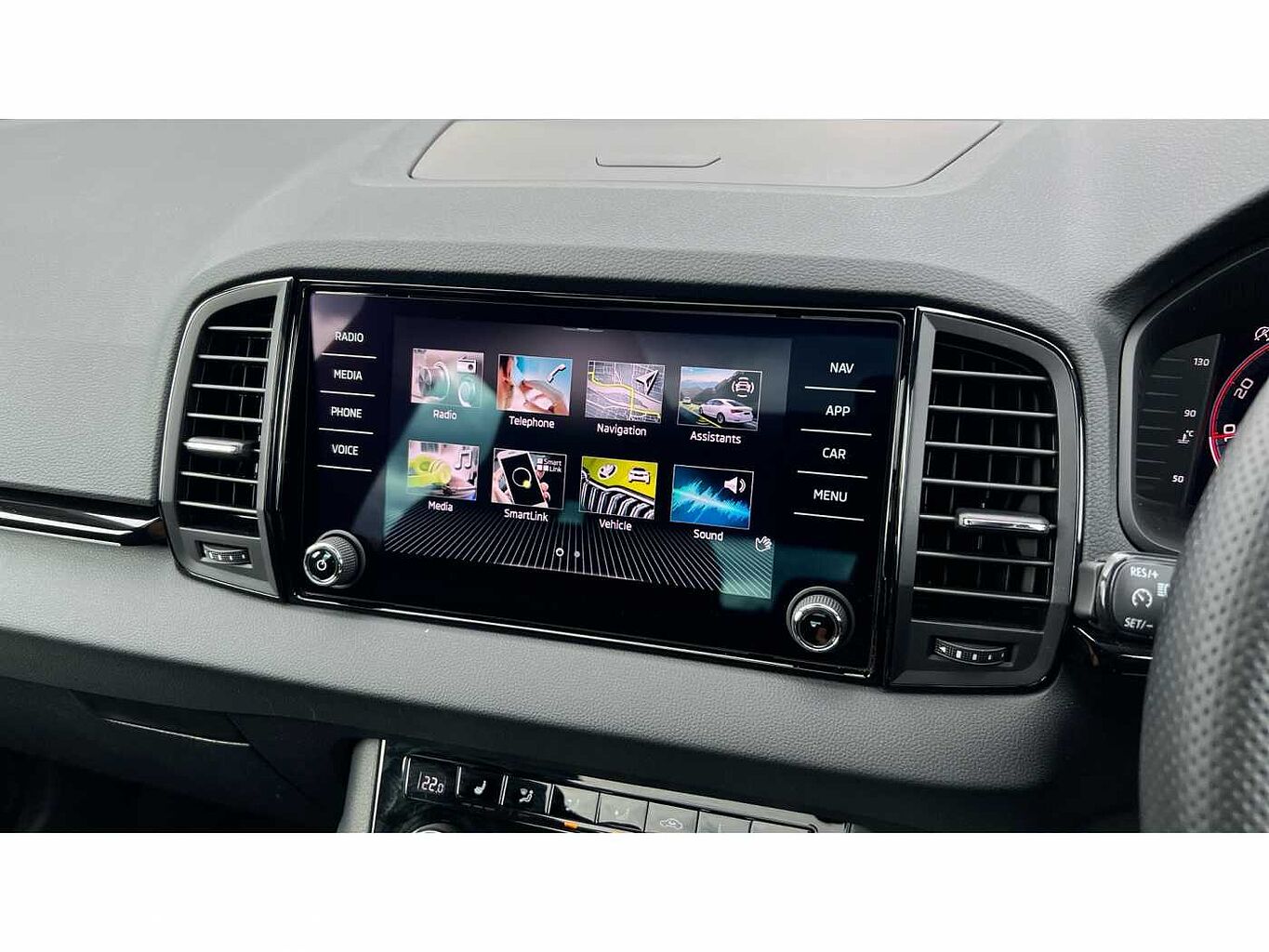 SKODA Karoq SUV 1.5 TSI (150ps) SportLine ACT