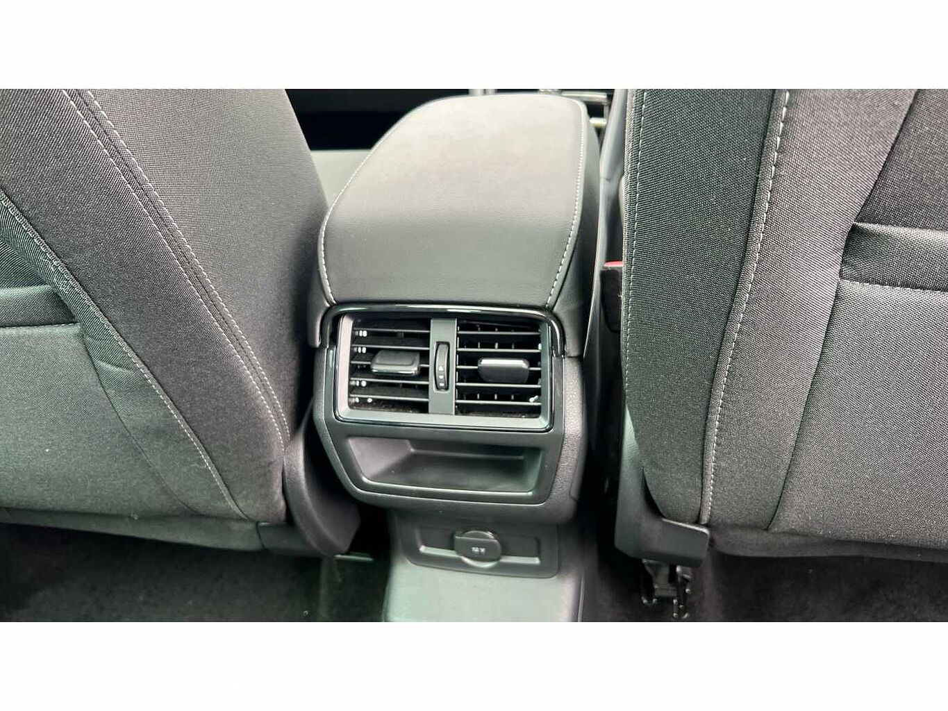 SKODA Karoq SUV 1.5 TSI (150ps) SportLine ACT