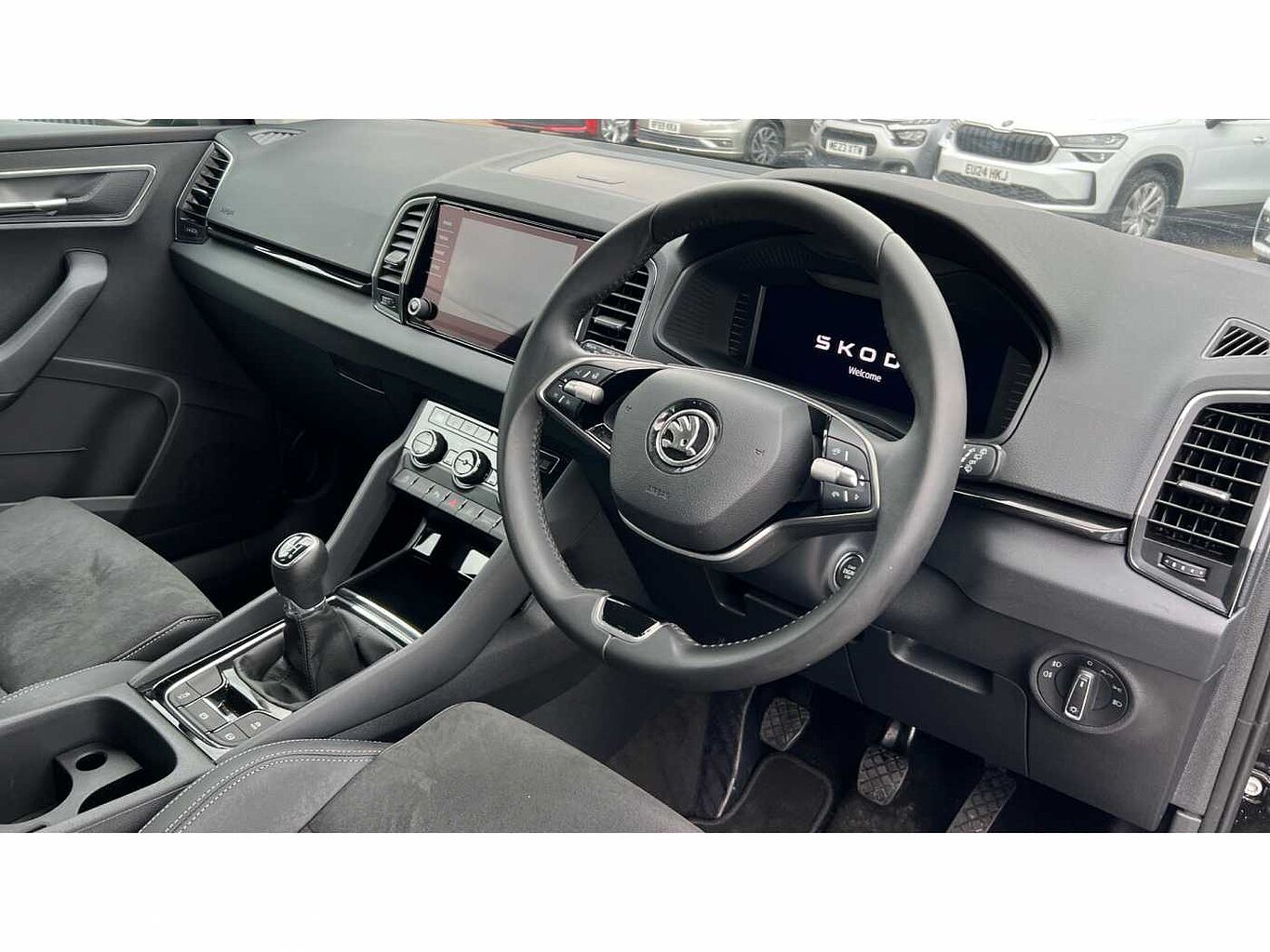 SKODA KAROQ 1.5 TSI SE L 5dr