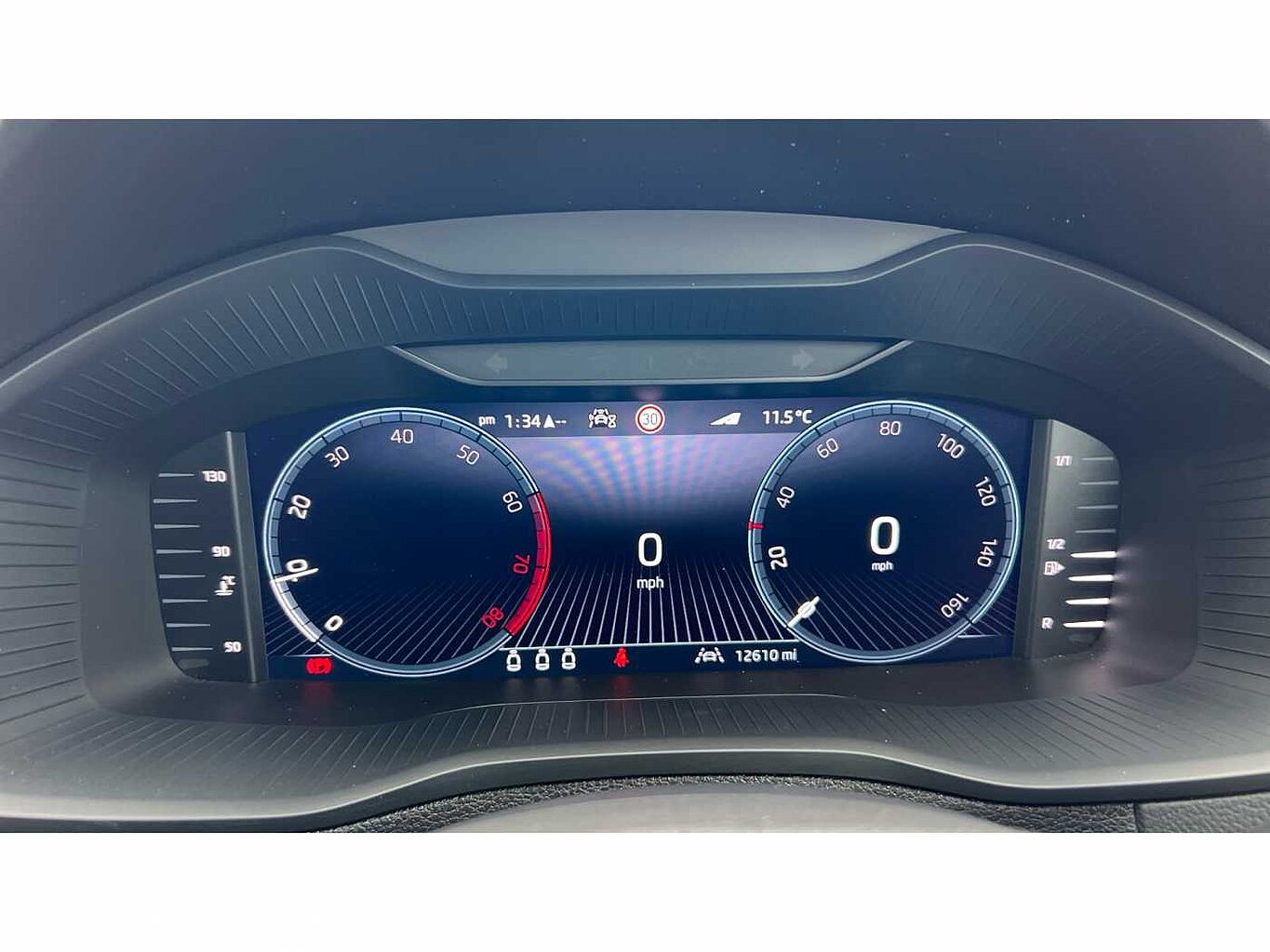 SKODA KAROQ 1.5 TSI SE L 5dr