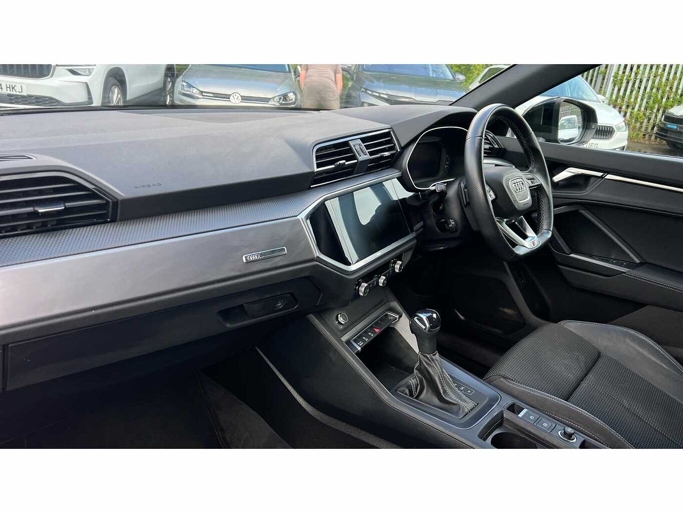 Audi Q3 1.5 35 TFSi (150ps) S Line (s/s) S Tronic