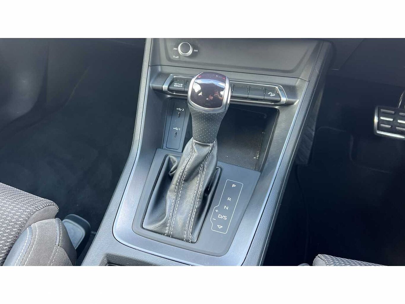 Audi Q3 1.5 35 TFSi (150ps) S Line (s/s) S Tronic