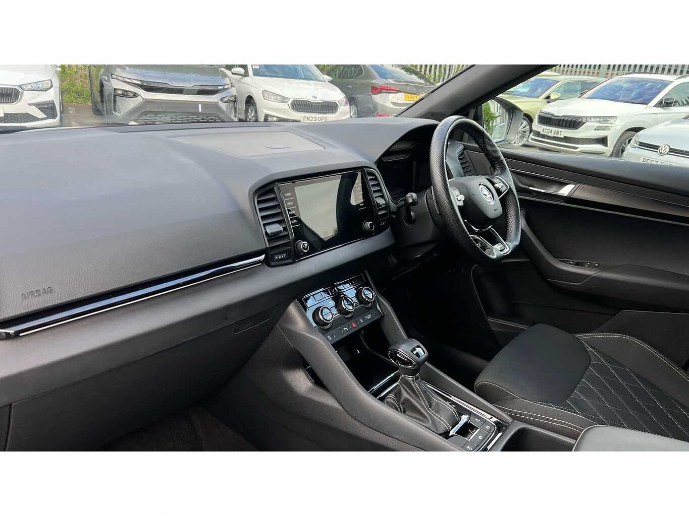 SKODA Karoq SUV 1.5 TSI (150ps) SportLine ACT