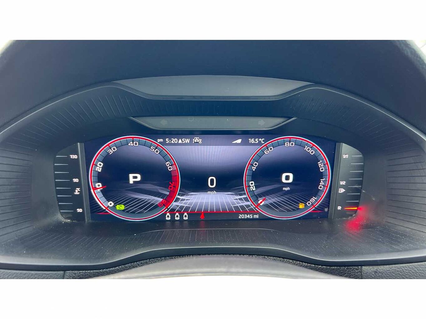 SKODA Karoq SUV 1.5 TSI (150ps) SportLine ACT