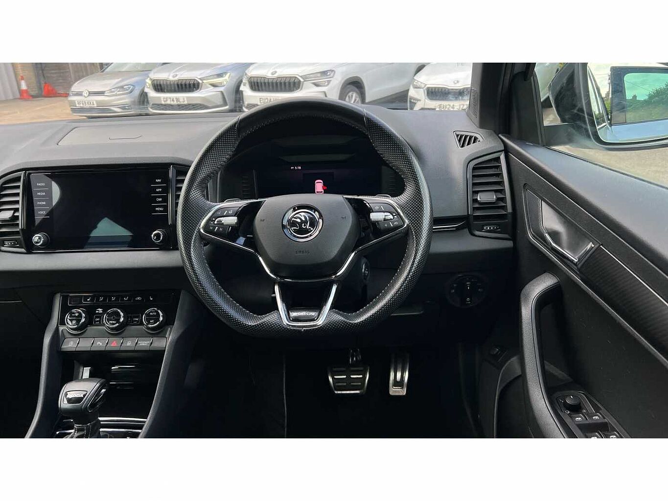 SKODA Karoq SUV 1.5 TSI (150ps) SportLine ACT