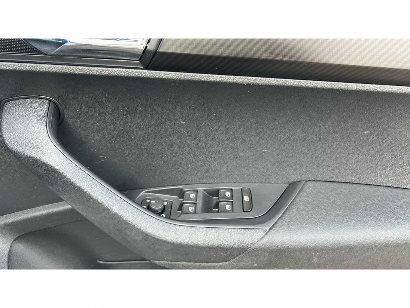 SKODA Karoq SUV 1.5 TSI (150ps) SportLine ACT