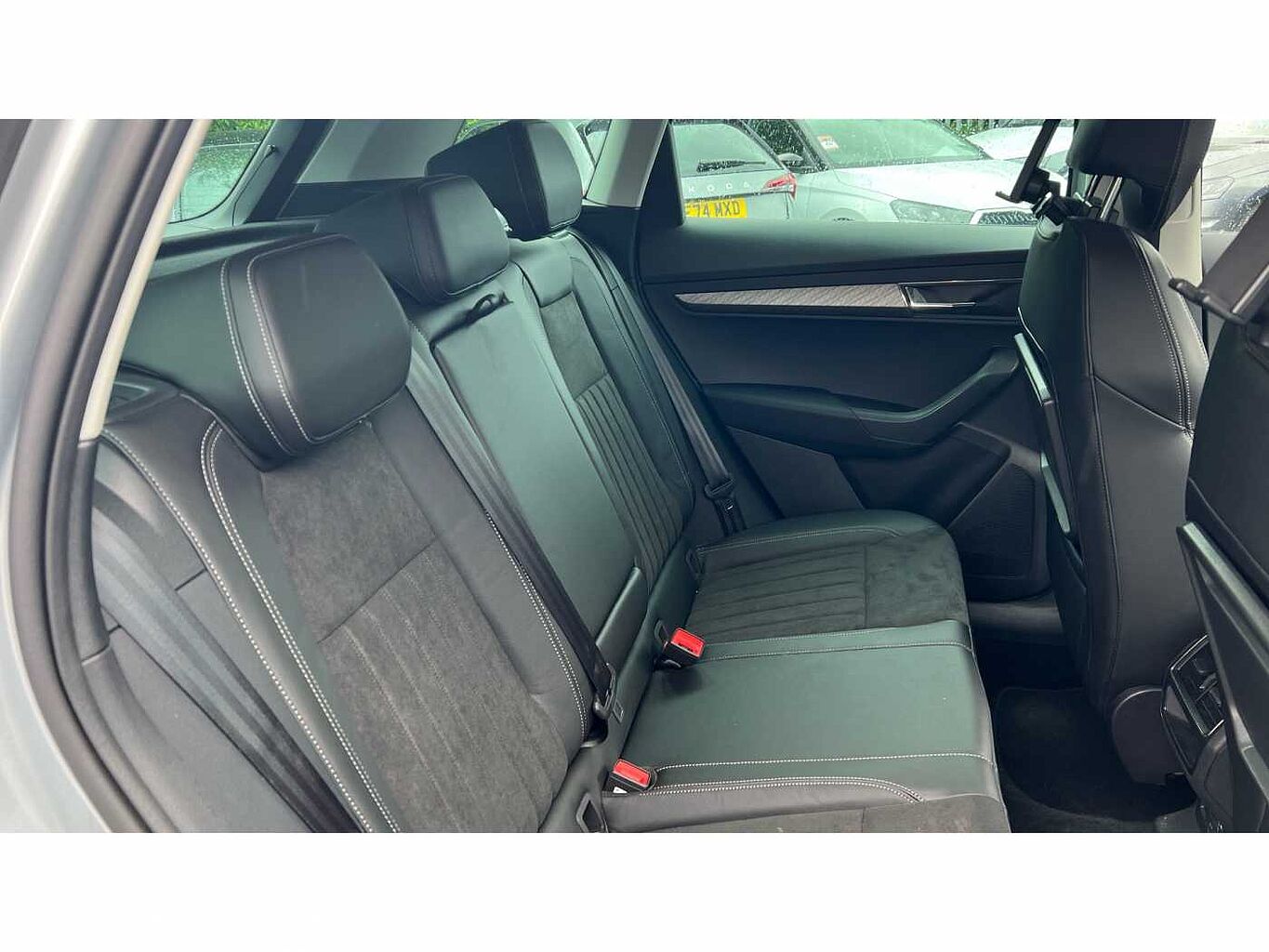 SKODA KAROQ 1.5 TSI SE L 5dr