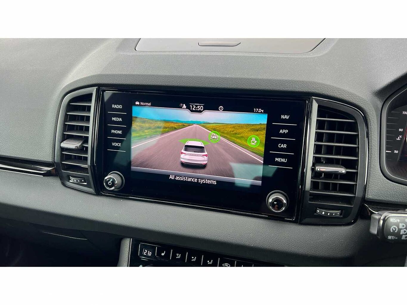 SKODA Karoq SUV 1.5 TSI (150ps) SportLine ACT