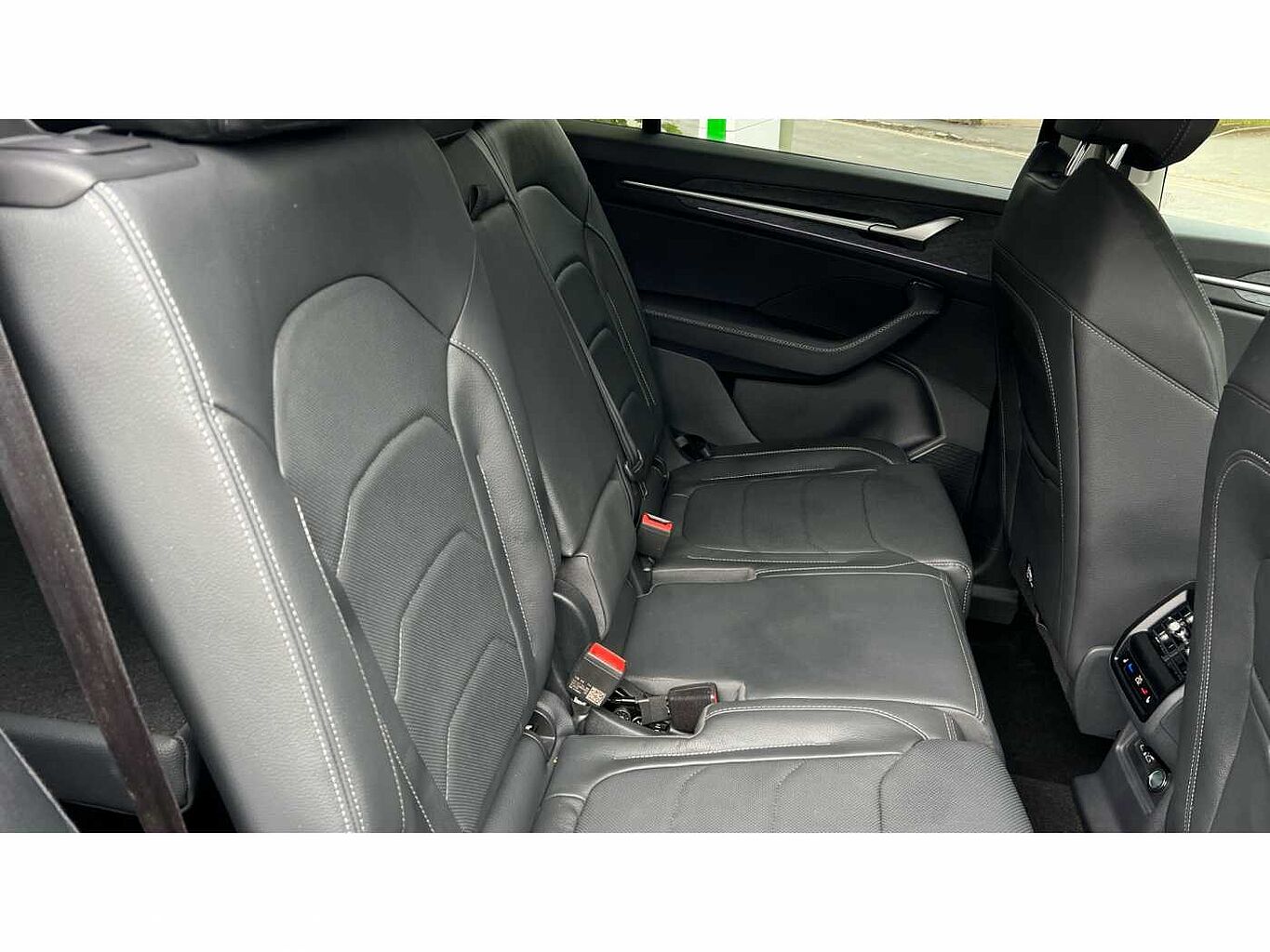 SKODA KODIAQ 2.0 TDI 193 SE L 4X4 5dr DSG [7 Seat]