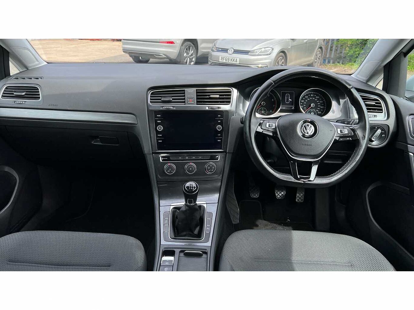 Volkswagen Golf MK7 Facelift 1.0 TSI SE Nav 110PS 5D