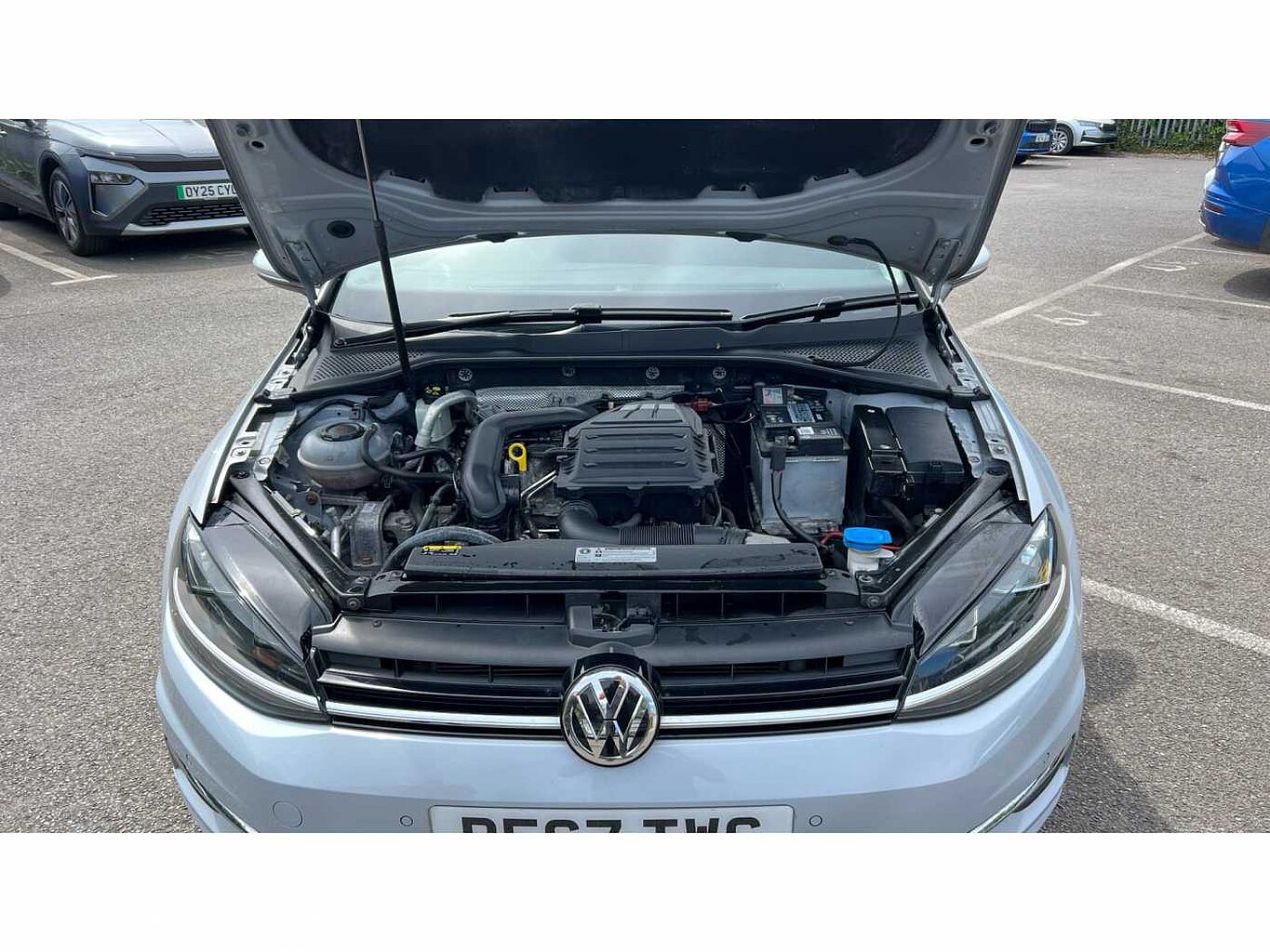 Volkswagen Golf MK7 Facelift 1.0 TSI SE Nav 110PS 5D