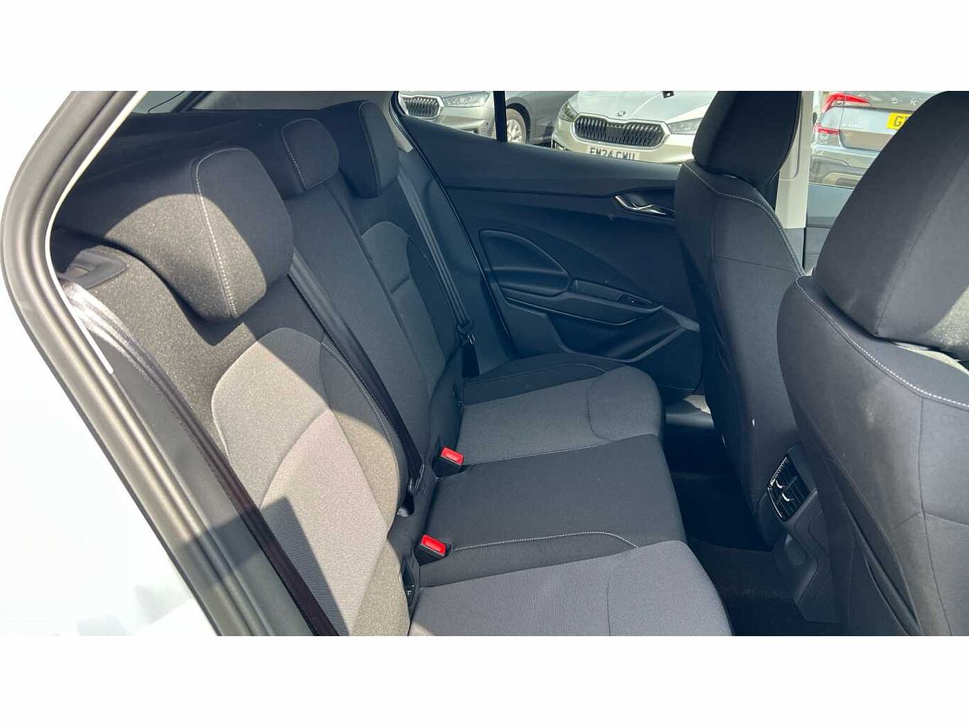 SKODA FABIA 1.0 MPI 80 Colour Edition 5dr